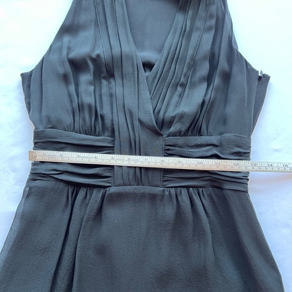 Banana Republic size 2P black ruched halter like top - Picture 5 of 11